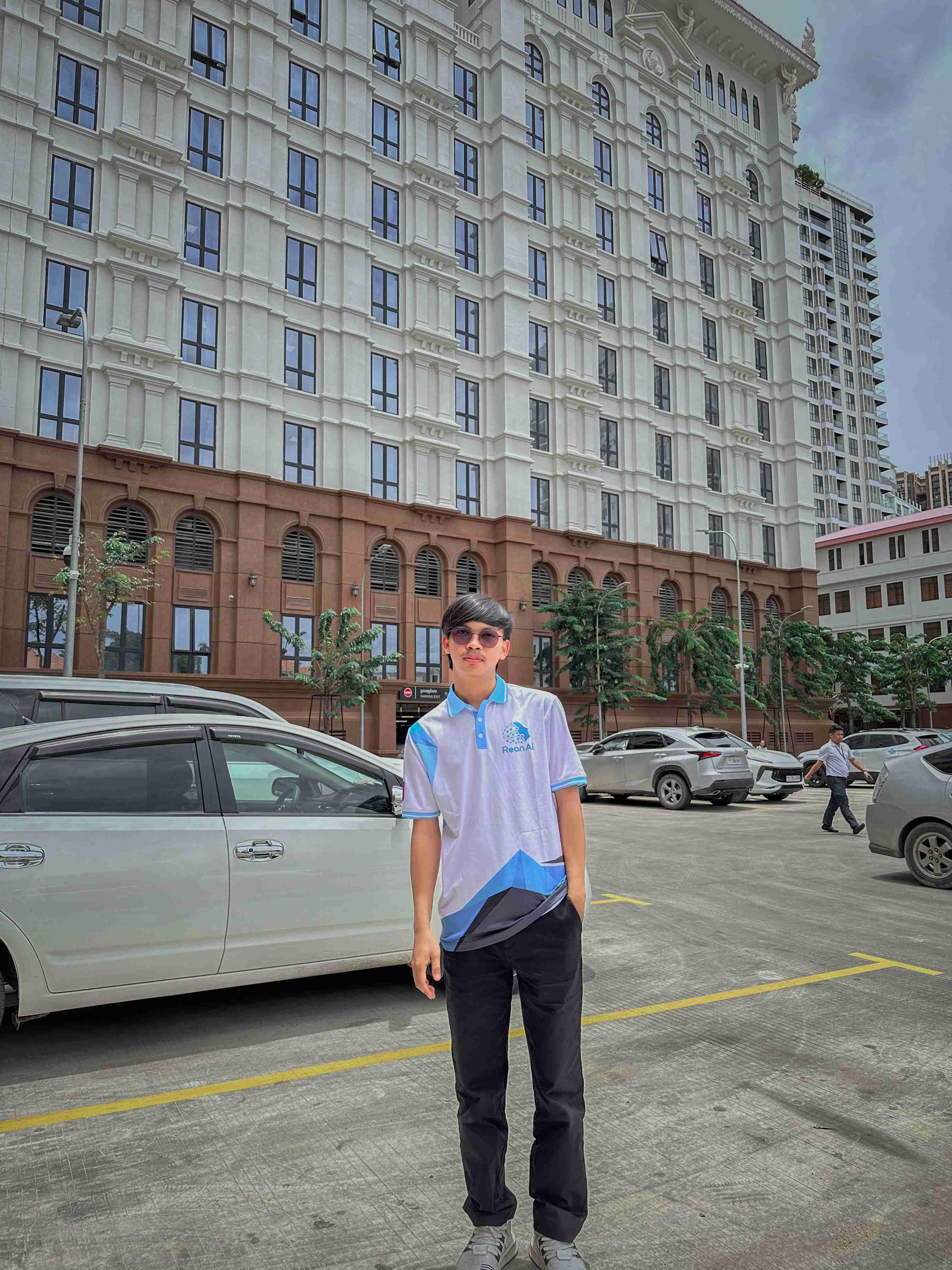 Ros Seyha Profile Picture
