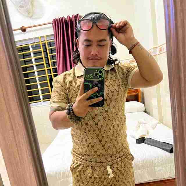 keang seang Profile Picture