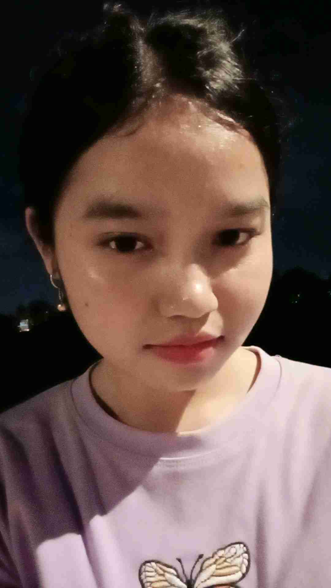 phach sreymom Profile Picture