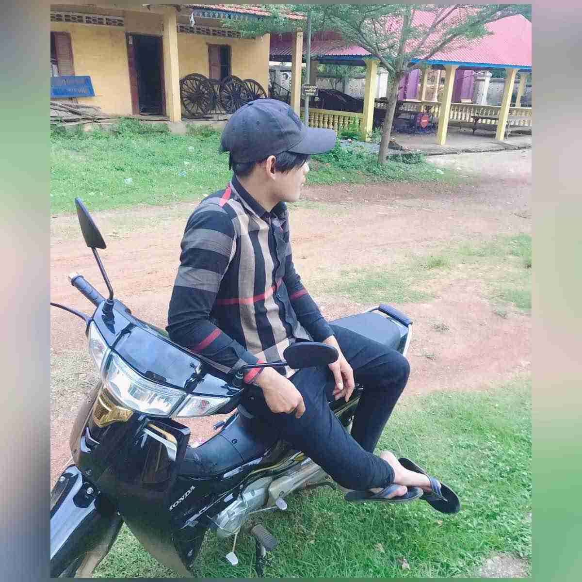 PHORN RATHANA Profile Picture