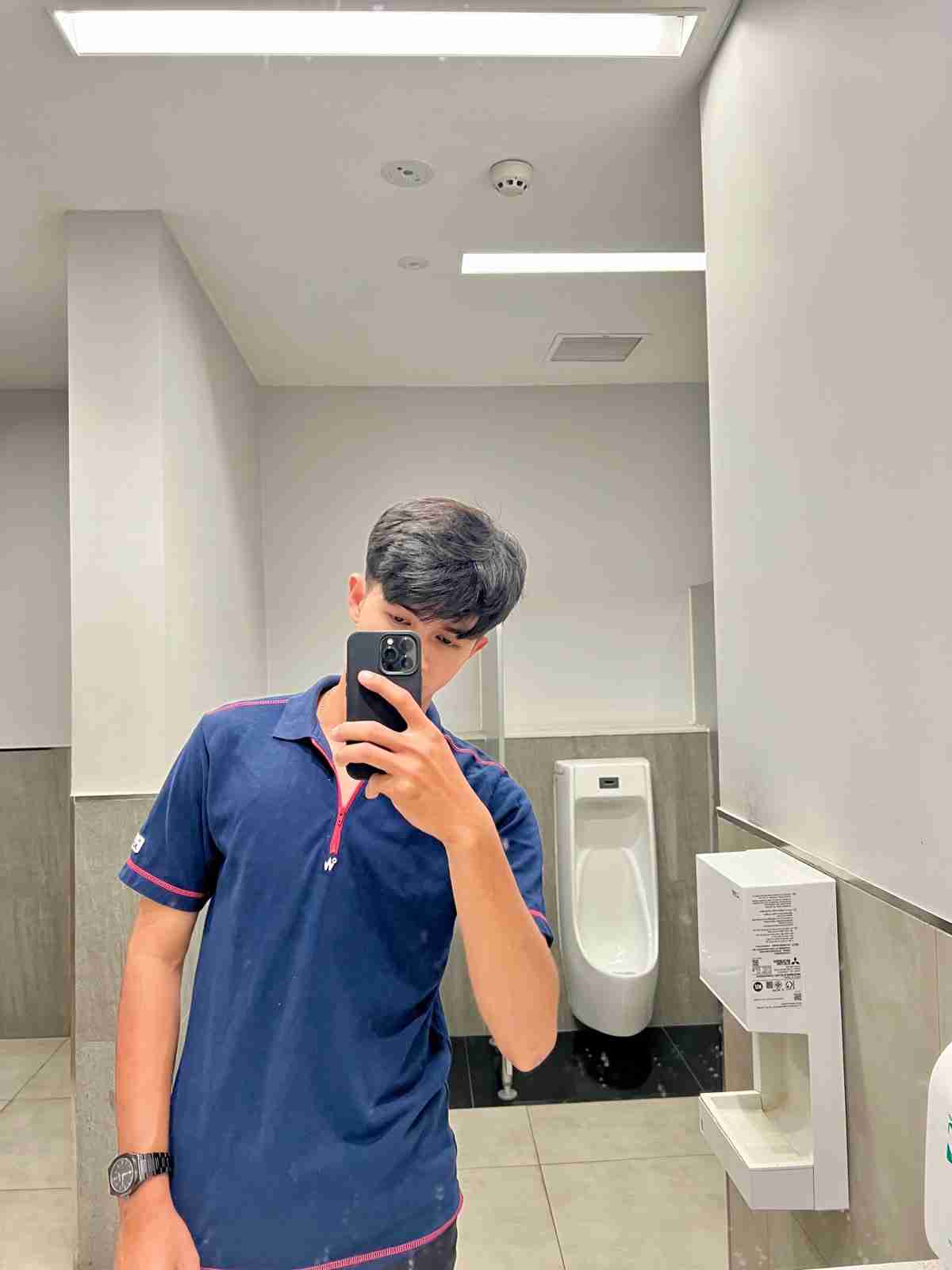 ouch deva Profile Picture