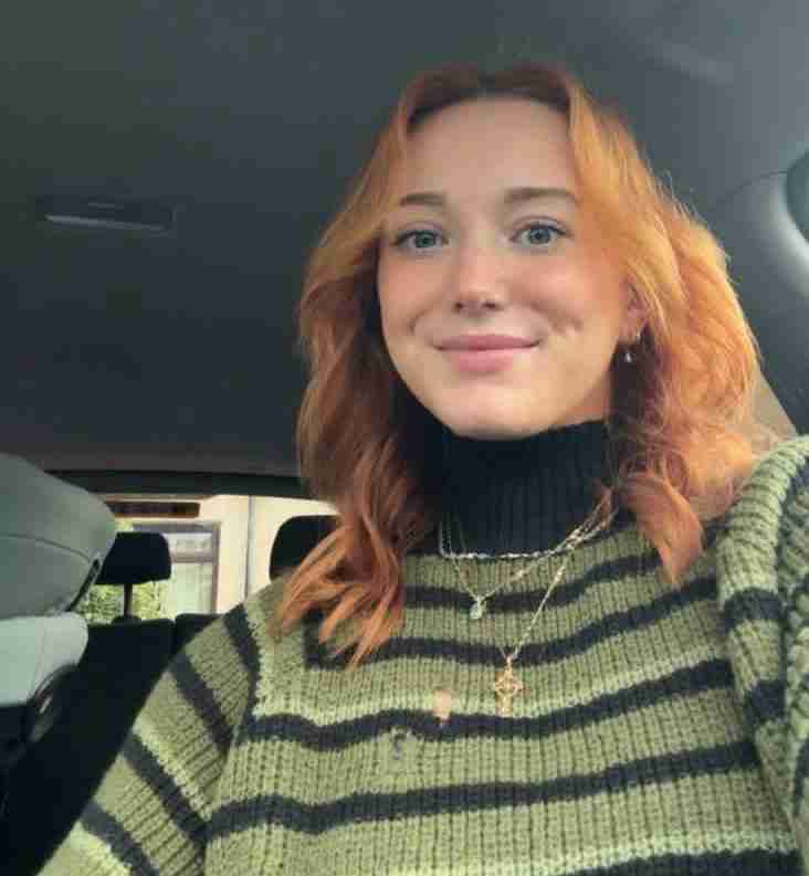 Almber Rose Profile Picture