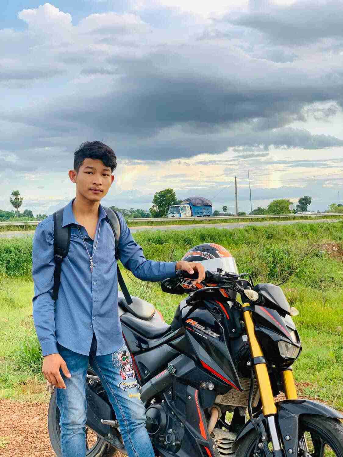 Chhean Rong Profile Picture